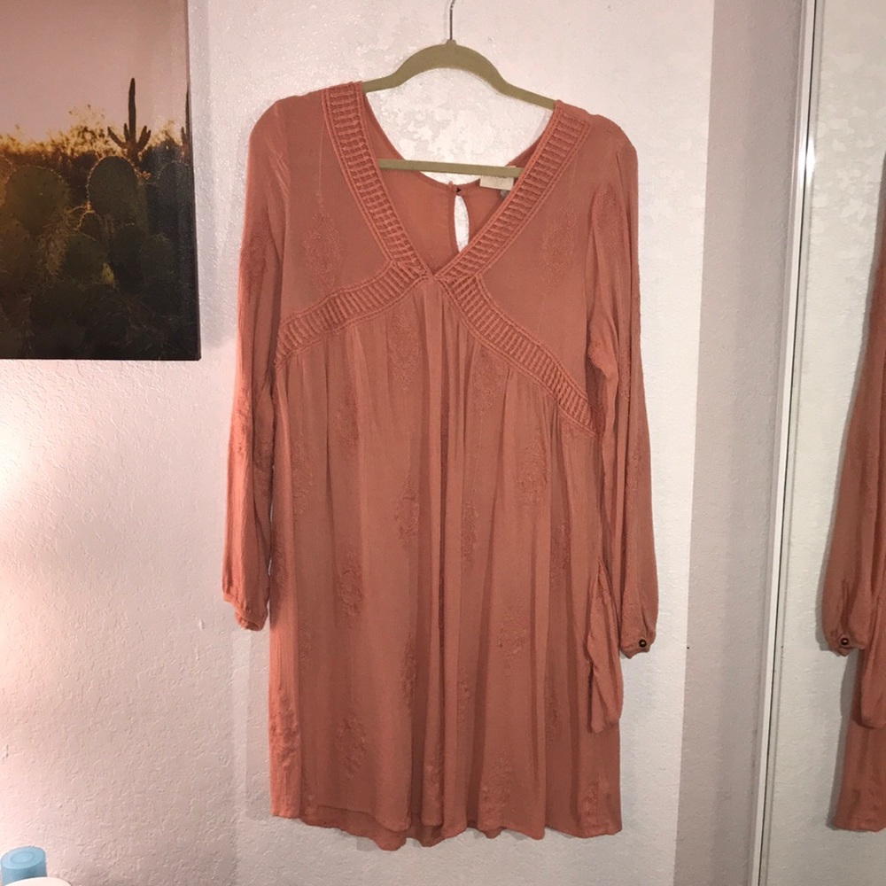 Knox rose salmon/peach colored dress
